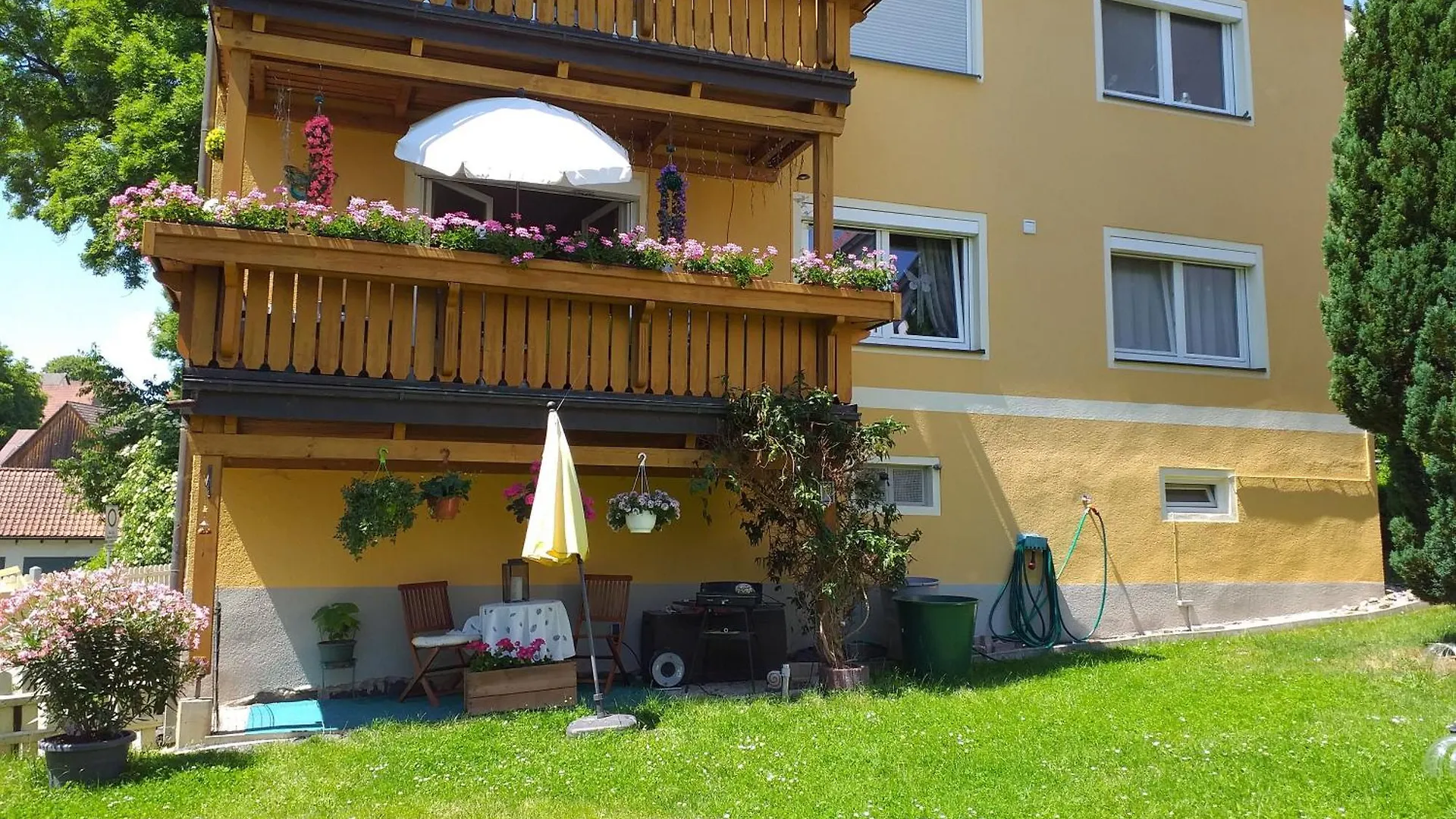 Sylvias Burgblick Apartment Trausnitz